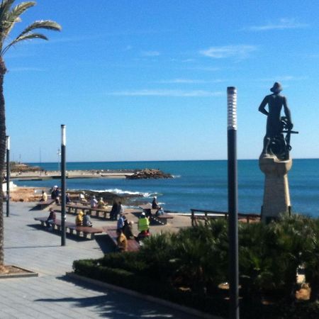 Homely Apartments Radio Murcia Torrevieja Bagian luar foto