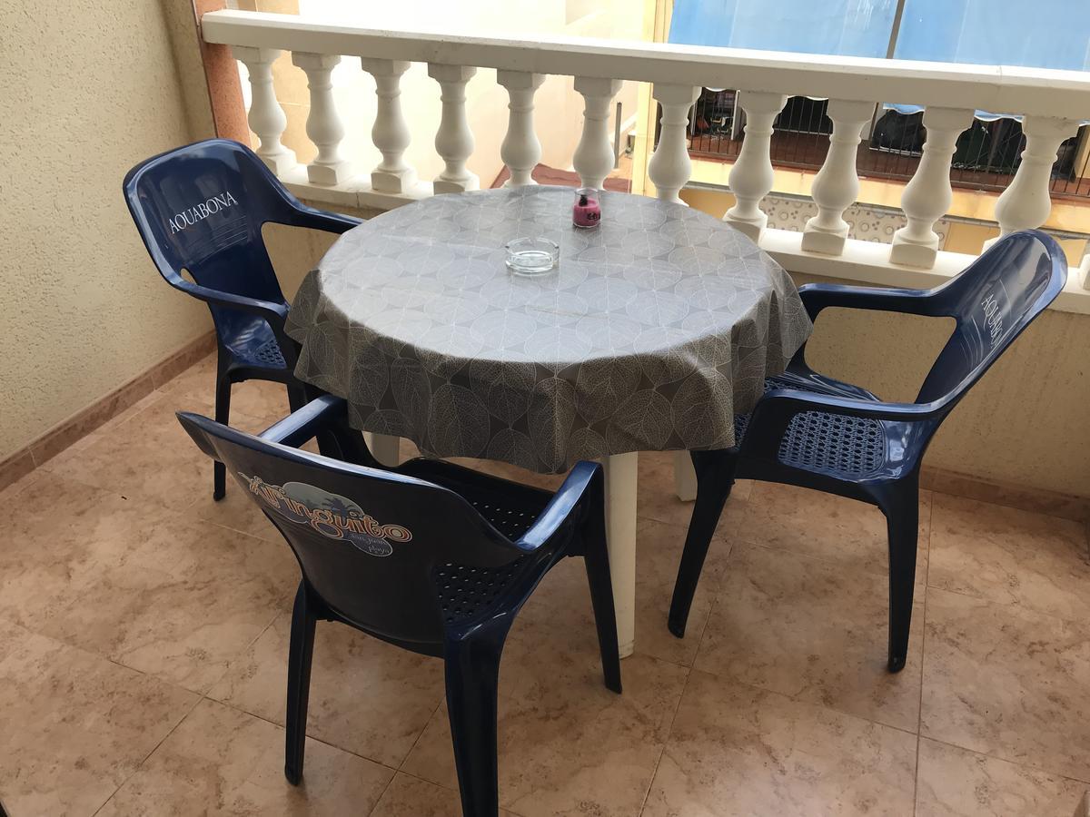 Homely Apartments Radio Murcia Torrevieja Bagian luar foto
