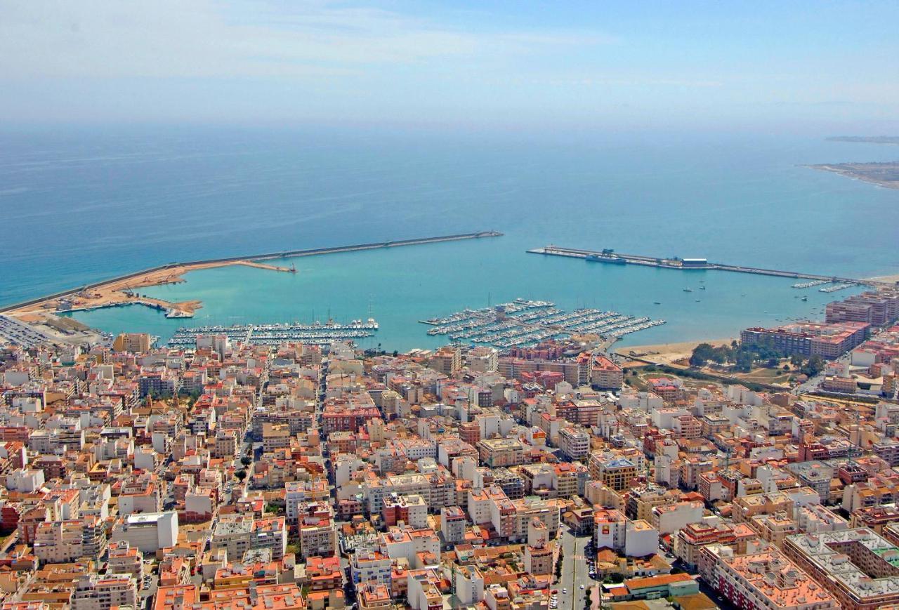 Homely Apartments Radio Murcia Torrevieja Bagian luar foto