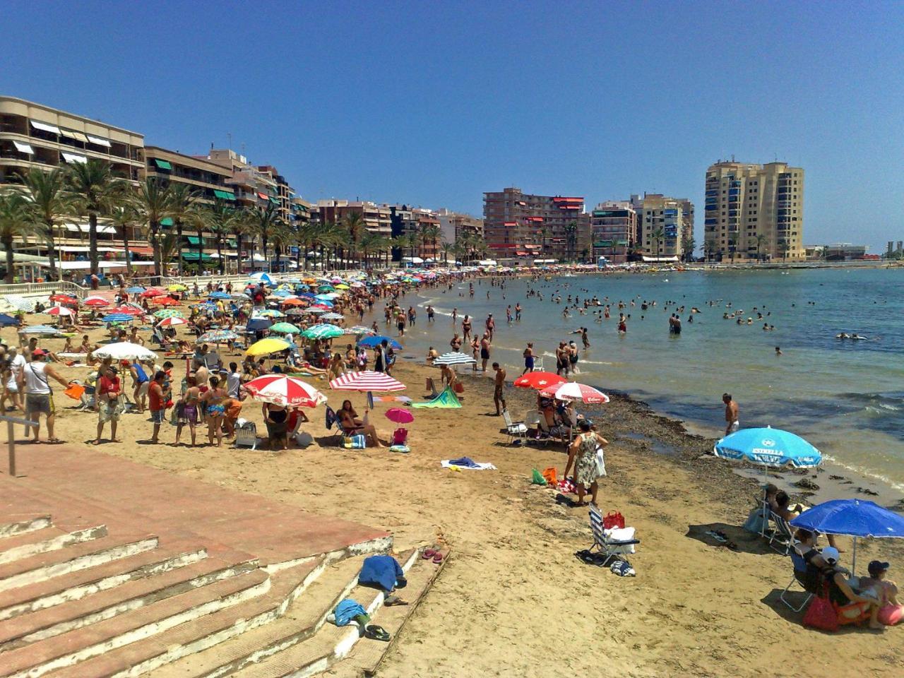 Homely Apartments Radio Murcia Torrevieja Bagian luar foto